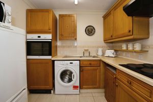 KITCHEN- click for photo gallery